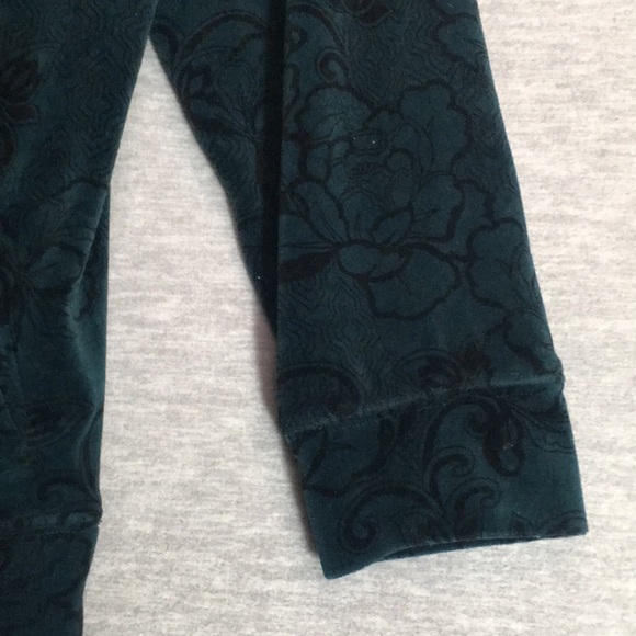 LAURA SCOTT Comfy Cozy Velour Zipper Jacket with Floral Design & Pockets - Picture 6 of 15